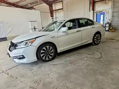 JHMCR6F51HC013003 2017 HONDA ACCORD