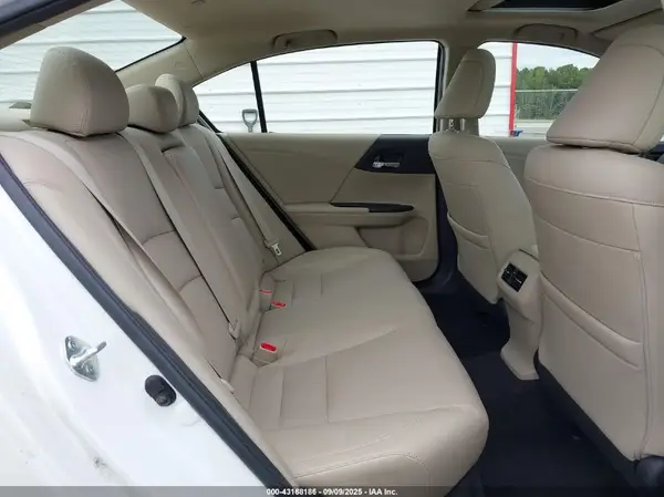 JHMCR6F51HC013650 2017 HONDA ACCORD - Image 8
