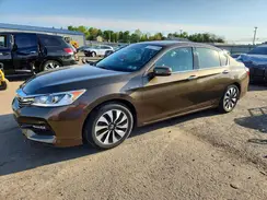 JHMCR6F51HC017584 2017 HONDA ACCORD