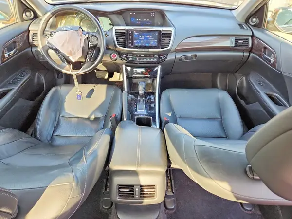 JHMCR6F51HC017584 2017 HONDA ACCORD - Image 8