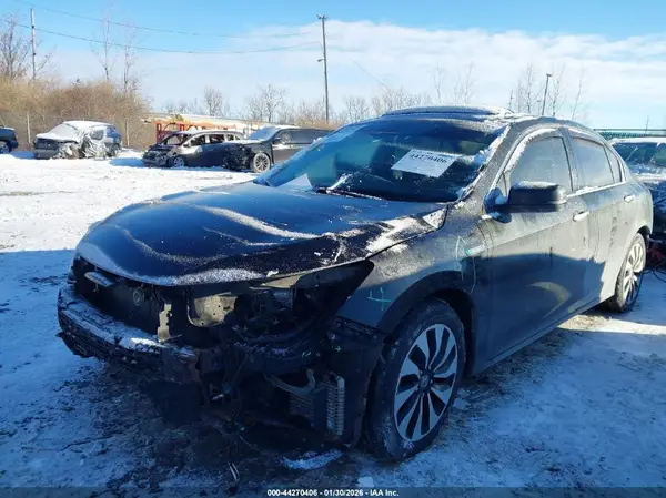 JHMCR6F51HC019142 2017 HONDA ACCORD - Image 2