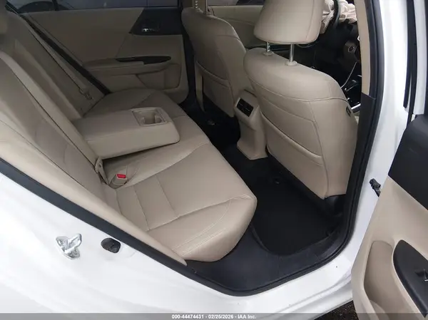 JHMCR6F51HC021537 2017 HONDA ACCORD - Image 8