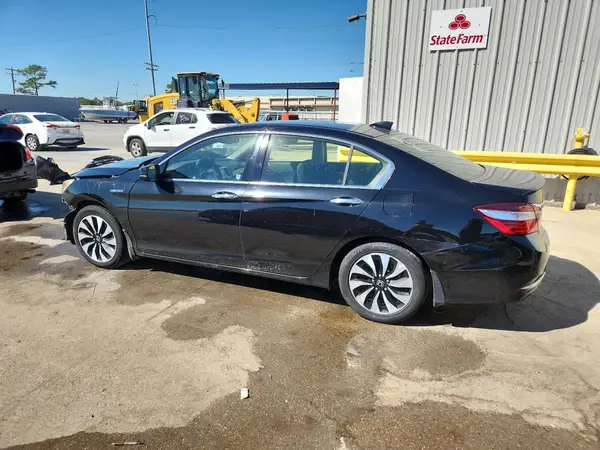 JHMCR6F51HC021957 2017 HONDA ACCORD - Image 2
