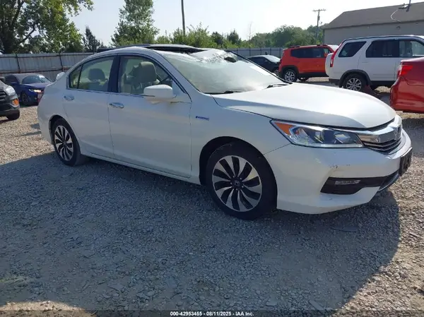 JHMCR6F51HC027046 2017 HONDA ACCORD - Image 1