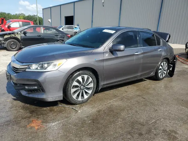 JHMCR6F51HC028505 2017 HONDA ACCORD - Image 1