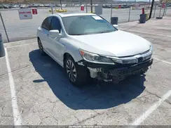 JHMCR6F52HC000650 2017 HONDA ACCORD
