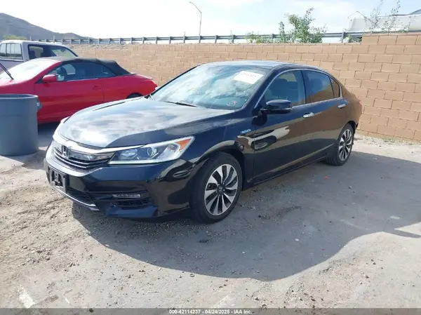 JHMCR6F52HC002642 2017 HONDA ACCORD - Image 2