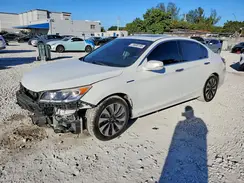JHMCR6F52HC002771 2017 HONDA ACCORD