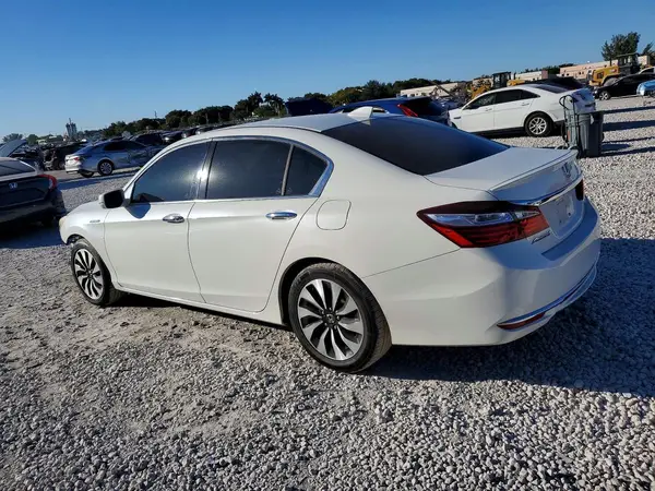 JHMCR6F52HC002771 2017 HONDA ACCORD - Image 2