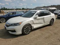 JHMCR6F52HC002804 2017 HONDA ACCORD