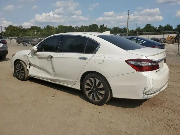 JHMCR6F52HC002804 2017 HONDA ACCORD - Image 2