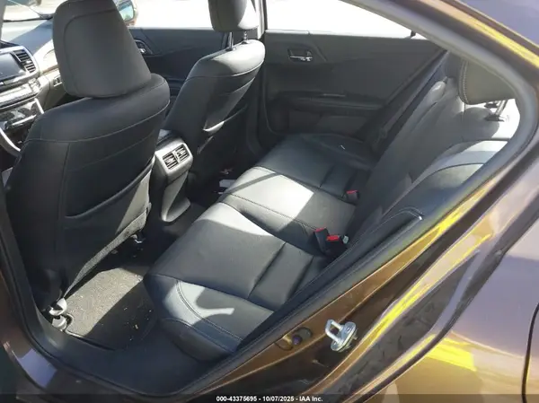 JHMCR6F52HC003516 2017 HONDA ACCORD - Image 8