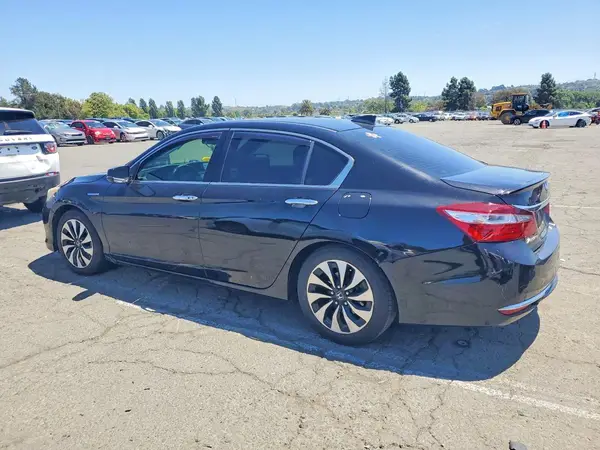JHMCR6F52HC003855 2017 HONDA ACCORD - Image 2