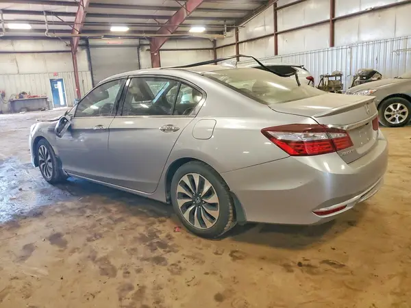 JHMCR6F52HC010790 2017 HONDA ACCORD - Image 2