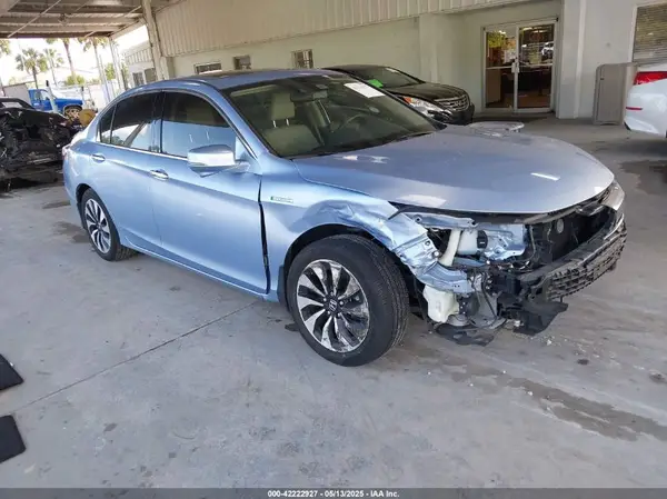 JHMCR6F52HC011891 2017 HONDA ACCORD - Image 1