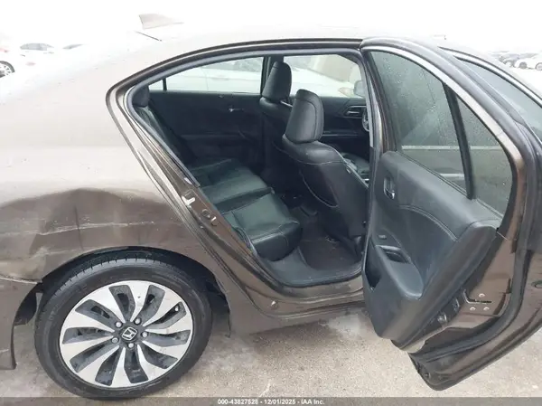 JHMCR6F52HC017593 2017 HONDA ACCORD - Image 8