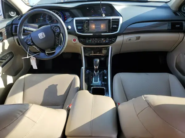 JHMCR6F52HC017867 2017 HONDA ACCORD - Image 8