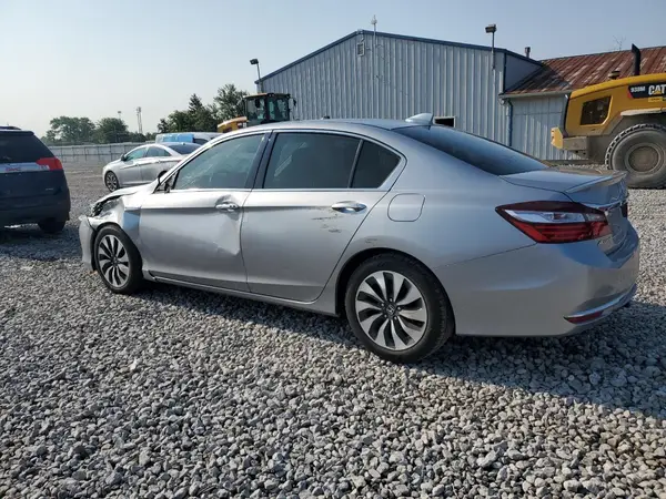JHMCR6F52HC017982 2017 HONDA ACCORD - Image 2