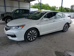 JHMCR6F52HC019800 2017 HONDA ACCORD