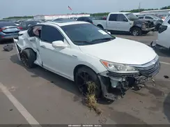 JHMCR6F52HC020462 2017 HONDA ACCORD