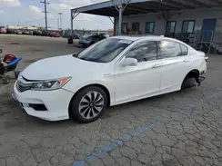 JHMCR6F52HC026651 2017 HONDA ACCORD