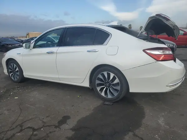 JHMCR6F52HC027024 2017 HONDA ACCORD - Image 2