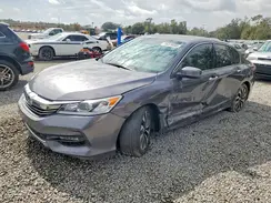JHMCR6F52HC027203 2017 HONDA ACCORD