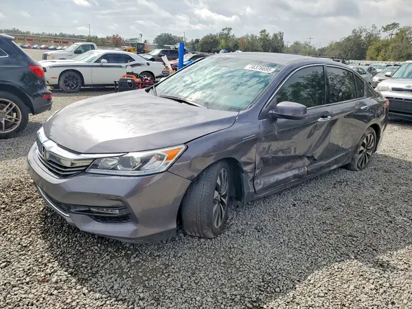 JHMCR6F52HC027203 2017 HONDA ACCORD - Image 1