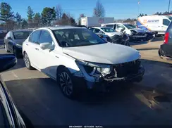 JHMCR6F52HC030618 2017 HONDA ACCORD