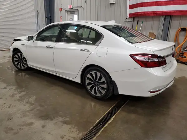 JHMCR6F53HC003878 2017 HONDA ACCORD - Image 2