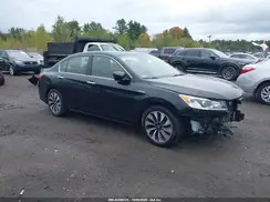 JHMCR6F53HC005985 2017 HONDA ACCORD