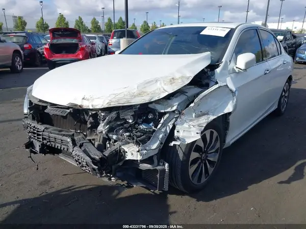 JHMCR6F53HC008546 2017 HONDA ACCORD - Image 2