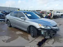 JHMCR6F53HC010071 2017 HONDA ACCORD
