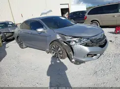 JHMCR6F53HC010085 2017 HONDA ACCORD