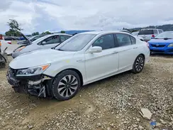 JHMCR6F53HC010569 2017 HONDA ACCORD