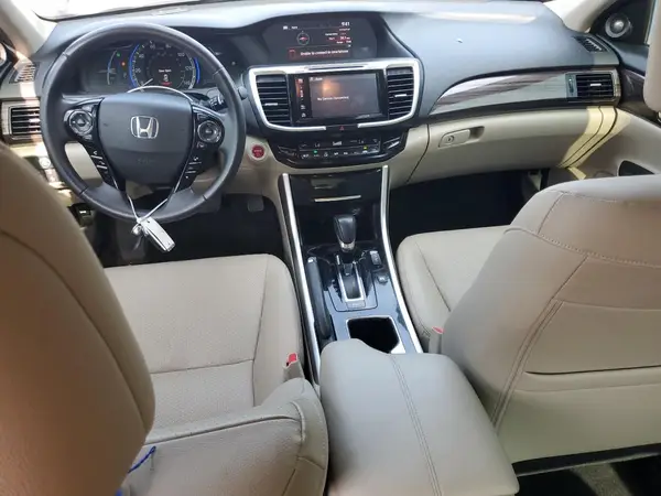 JHMCR6F53HC016890 2017 HONDA ACCORD - Image 8