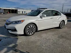 JHMCR6F53HC018722 2017 HONDA ACCORD