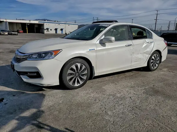 JHMCR6F53HC018722 2017 HONDA ACCORD - Image 1