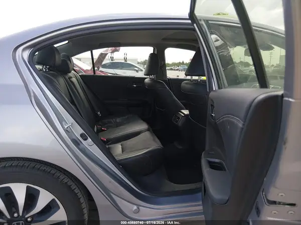 JHMCR6F53HC020051 2017 HONDA ACCORD - Image 8