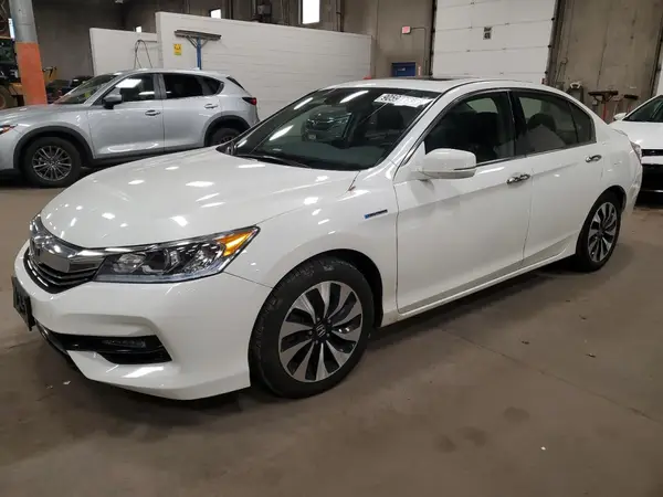 JHMCR6F53HC021331 2017 HONDA ACCORD - Image 1