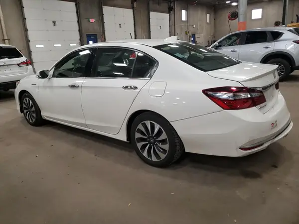 JHMCR6F53HC021331 2017 HONDA ACCORD - Image 2