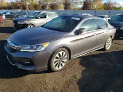 JHMCR6F53HC022897 2017 HONDA ACCORD