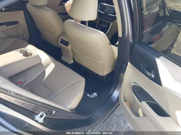 JHMCR6F53HC029767 2017 HONDA ACCORD - Image 8