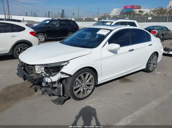JHMCR6F53HC030935 2017 HONDA ACCORD - Image 2