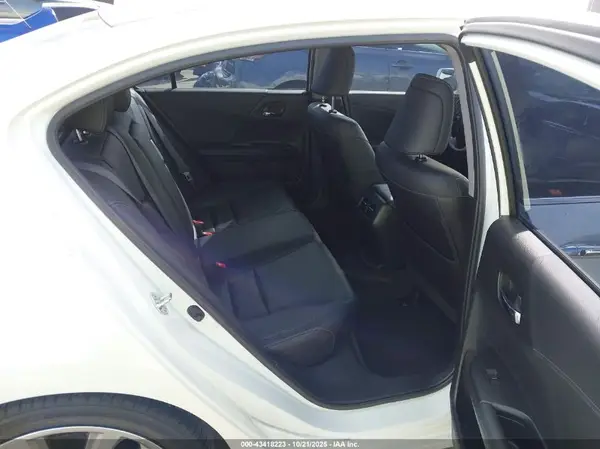 JHMCR6F53HC030935 2017 HONDA ACCORD - Image 8