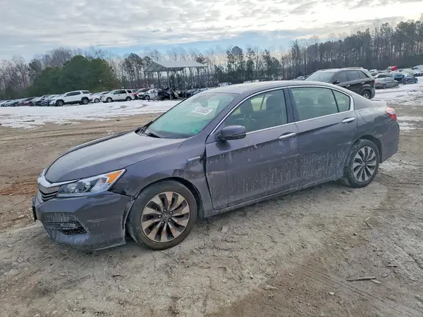 JHMCR6F53HC031597 2017 HONDA ACCORD - Image 1