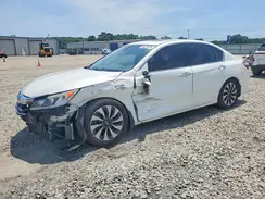 JHMCR6F54HC002108 2017 HONDA ACCORD