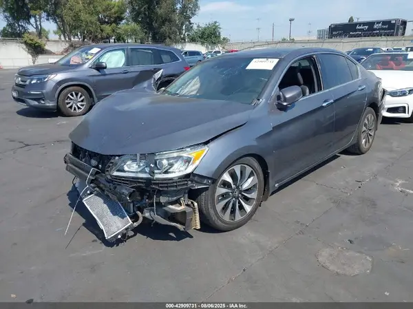 JHMCR6F54HC002142 2017 HONDA ACCORD - Image 2