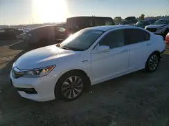JHMCR6F54HC012069 2017 HONDA ACCORD