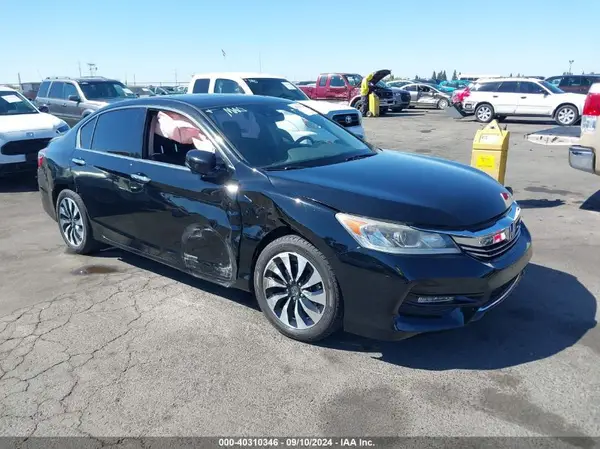 JHMCR6F54HC012072 2017 HONDA ACCORD - Image 1